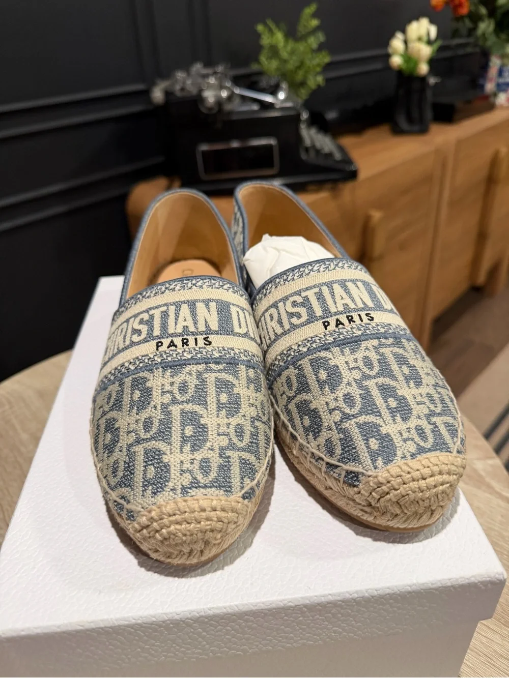 NEW IN BOX Dior Christian Dior Blue Logo Canvas Espadrilles SIZE 39